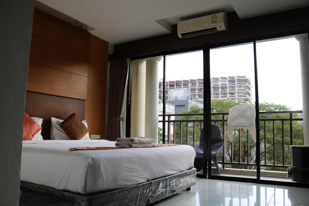 Diamond Crown – Phuket
